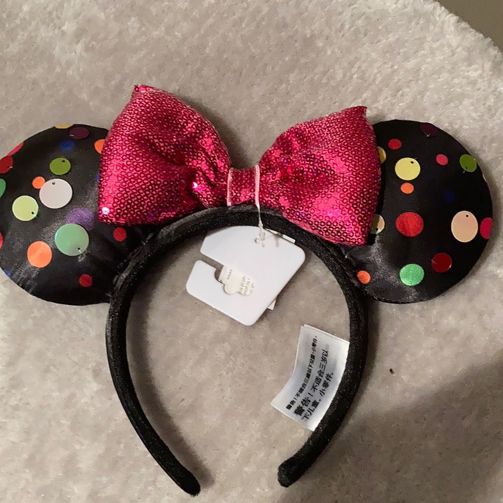 Polka dot Disney ears NWT